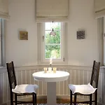 Hotel Am Eichholz Galerie & Art-hotel Murnau am Staffelsee