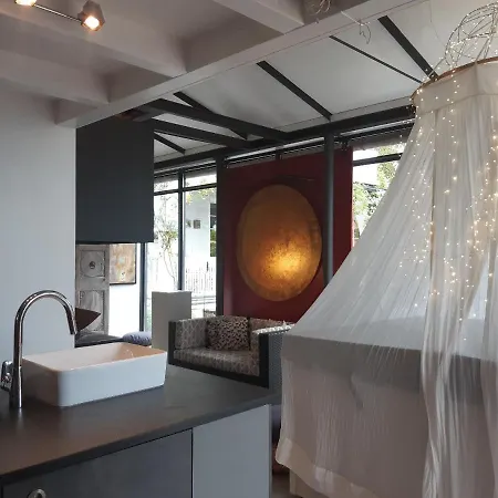 ホテル Am Eichholz Galerie & Art-hotel