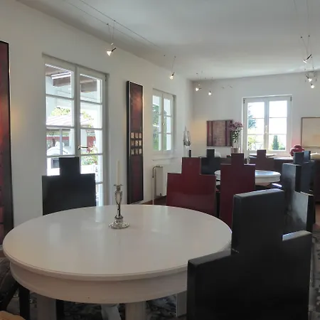Am Eichholz Galerie & Art-hotel Murnau am Staffelsee