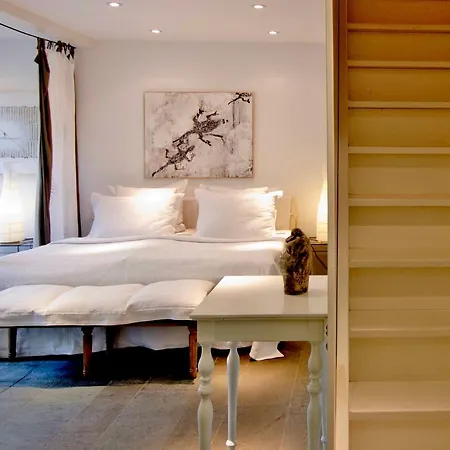 Am Eichholz Galerie & Art-hotel 3*