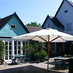 Hotel Am Eichholz Galerie & Art-hotel Murnau am Staffelsee