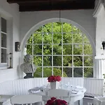 Am Eichholz Galerie & Art-hotel Murnau am Staffelsee