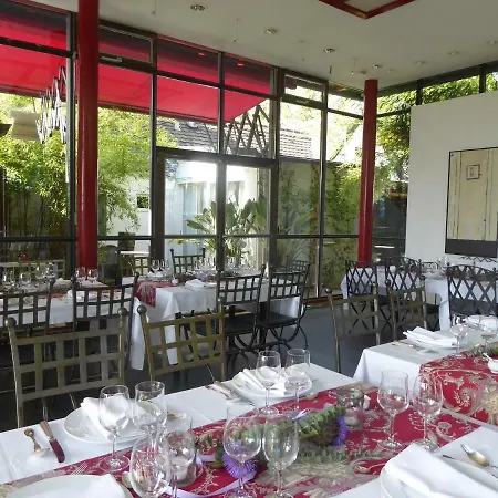 Am Eichholz Galerie & Art-hotel